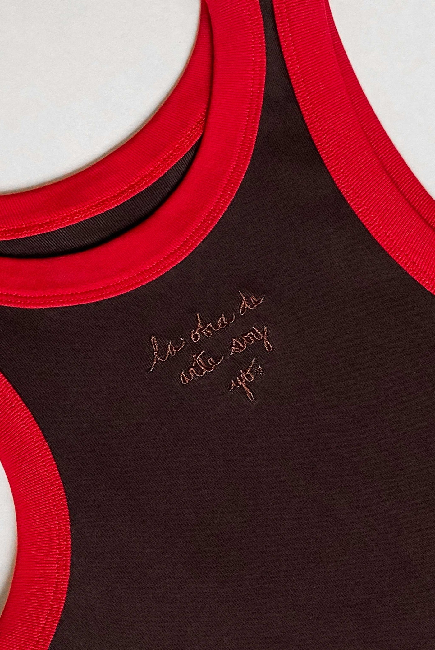 TANK TOP BROWN